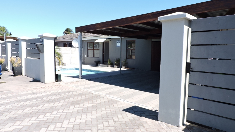 2 Bedroom Property for Sale in Richwood Western Cape